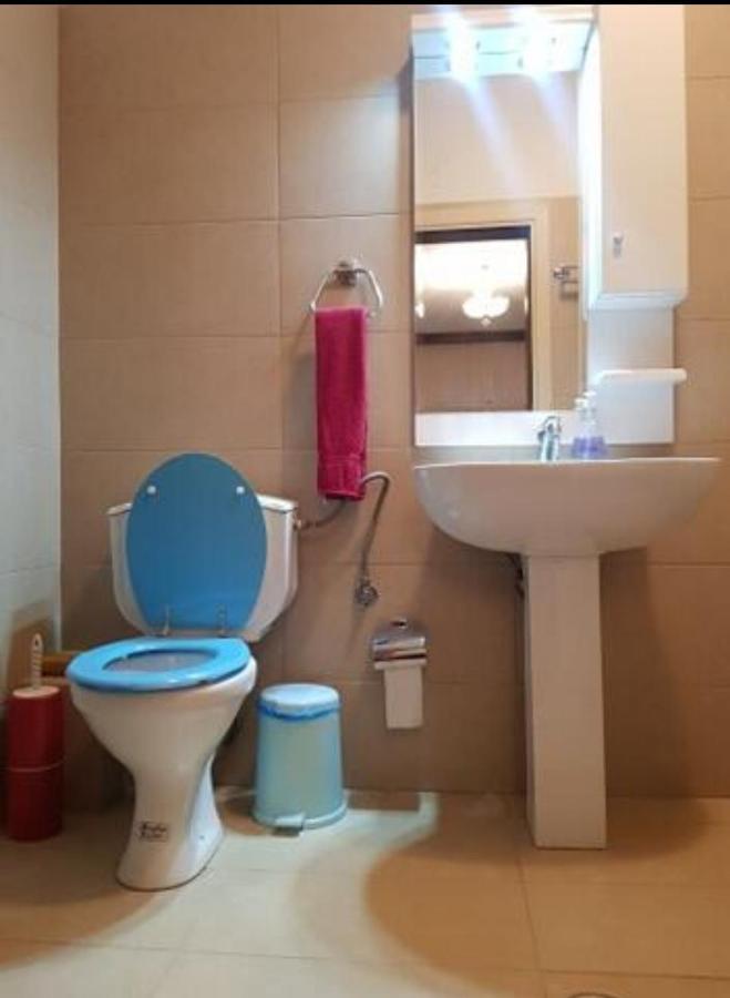 Guest House Katerina Korce Ngoại thất bức ảnh