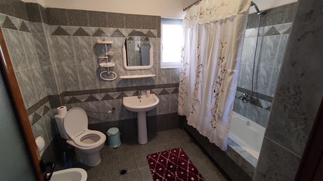 Guest House Katerina Korce Ngoại thất bức ảnh